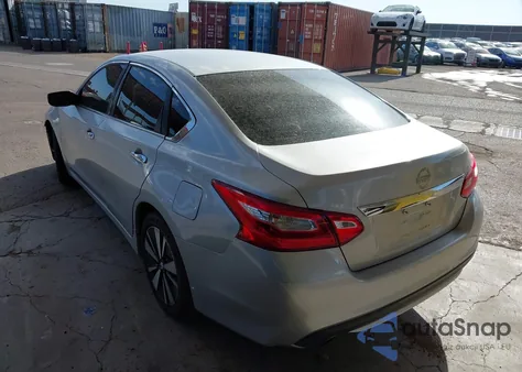 2016 Nissan Altima 2.5/2.5 S/2.5 Sl/2.5 Sr/2.5 Sv из США, поврежденный, VIN 1N4AL3AP2GC169413